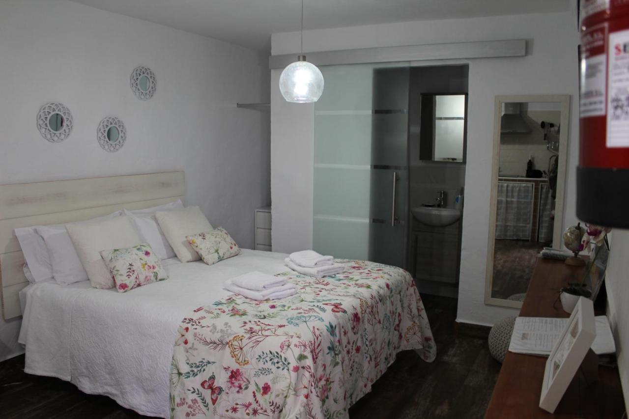 Apartamentos Oncemolinos Con Desayuno Консуэгра Экстерьер фото