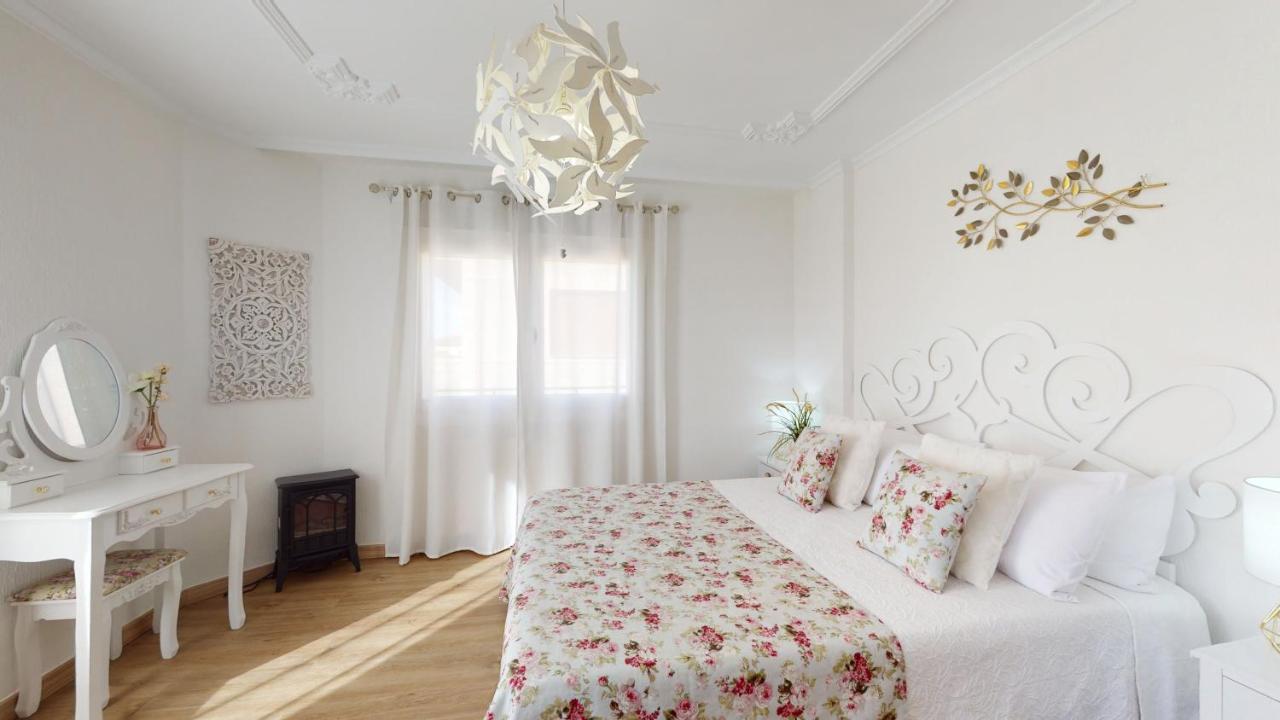 Apartamentos Oncemolinos Con Desayuno Консуэгра Экстерьер фото